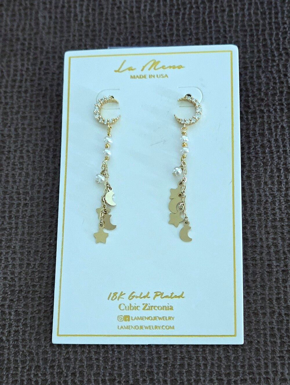 La Meno Moon🌙 and Star⭐ Dangle Earrings